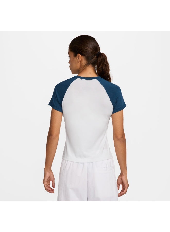 Nike Women’s Nike Sportswear Chill Knit Raglan T-Shirt - Image 3