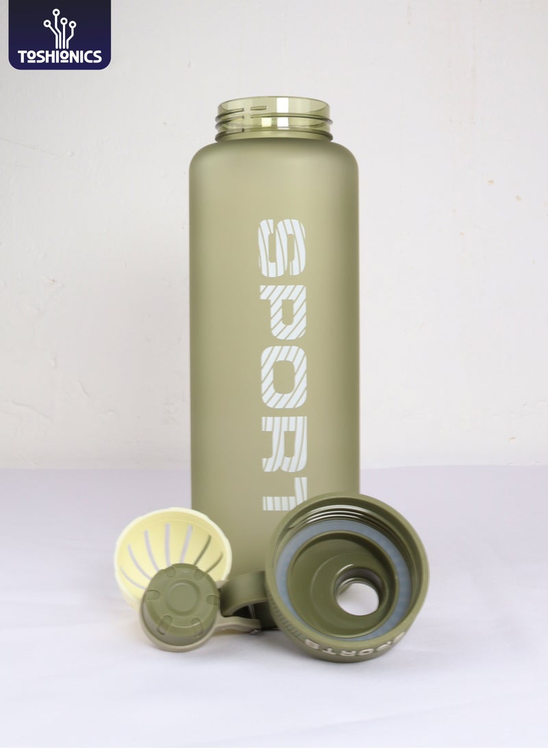 توشيونيكس زجاجة مياه رياضية بلاستيكية خالية من مادة BPA سعة 1500 مل مع مقبض، وفلتر مصفاة، وغطاء واسع الفم مانع للتسرب، وعلامات مستوى الماء بالملليلتر - مادة غير سامة، زجاجة شرب قابلة لإعادة الاستخدام للصالة الرياضية والمكتب والسفر والأنشطة الخارجية - مناسبة للجميع في كل مكان - Image 1