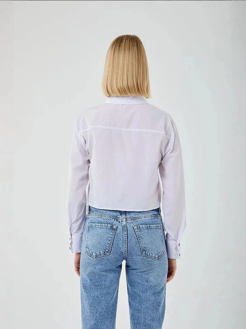 MixRay Dusty White Cropped Poplin Shirt with Pocket Detail for Women | Best Price UAE