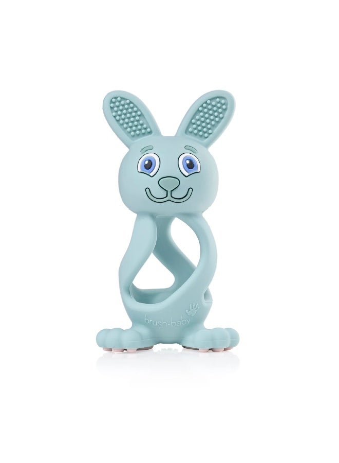 برش بيبي لعبة التسنين Bobbie Bunny على شكل أرنب، باللون الأخضر الأوكالبتوس – لعبة تسنين ممتعة وتفاعلية وحسية للأطفال من عمر 0 إلى 3 سنوات – خالية من مادة BPA، مصنوعة من سيليكون ناعم – لتهدئة اللثة ودعم تطور الفم. - Image 1