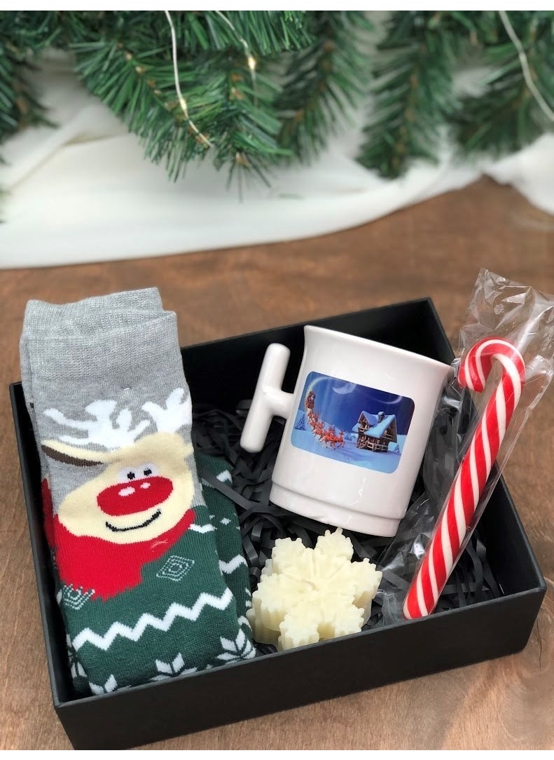 Masalsı Concept - Socks Gift Mug Candle and Candy Cane in a Fairytale Concept Special Box Gift for Lover, Mother, Friend, Wife - Image 1