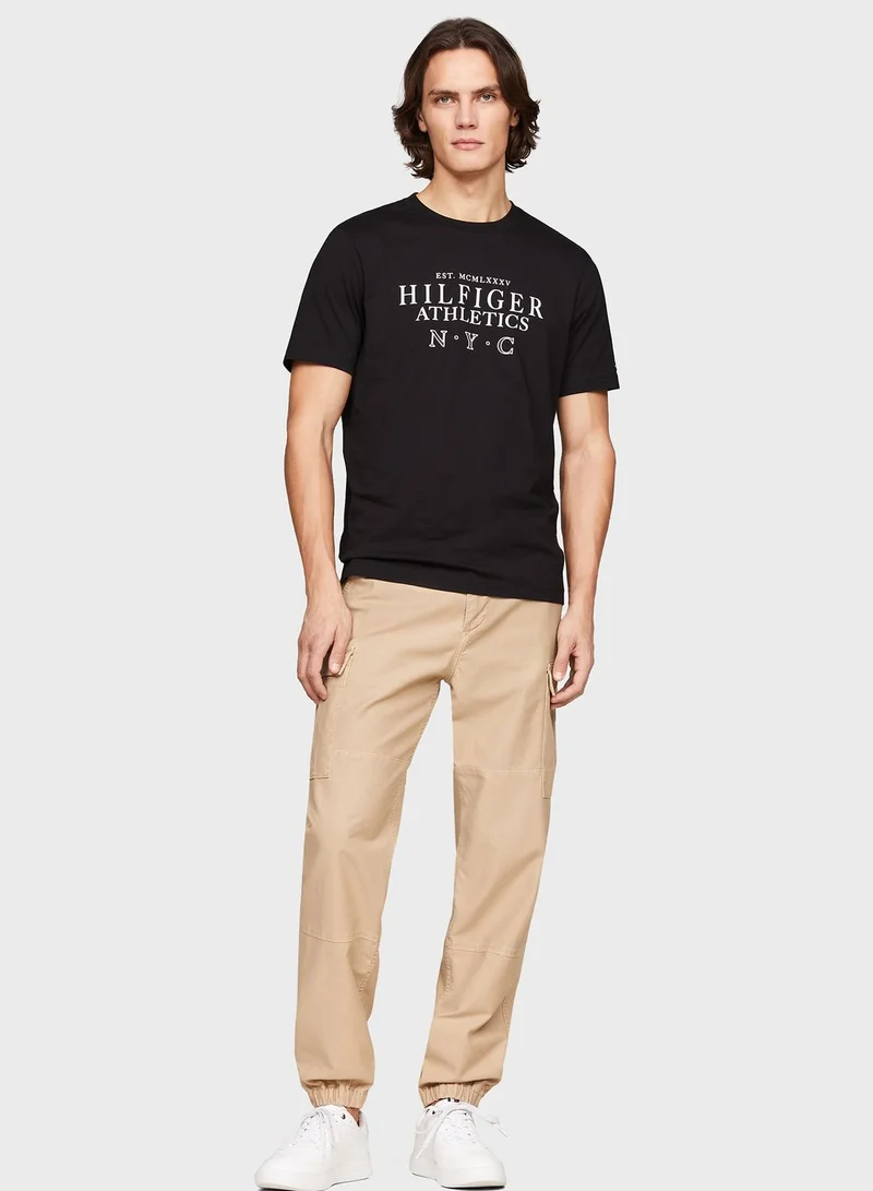 TOMMY HILFIGER Stack Logo T-Shirt