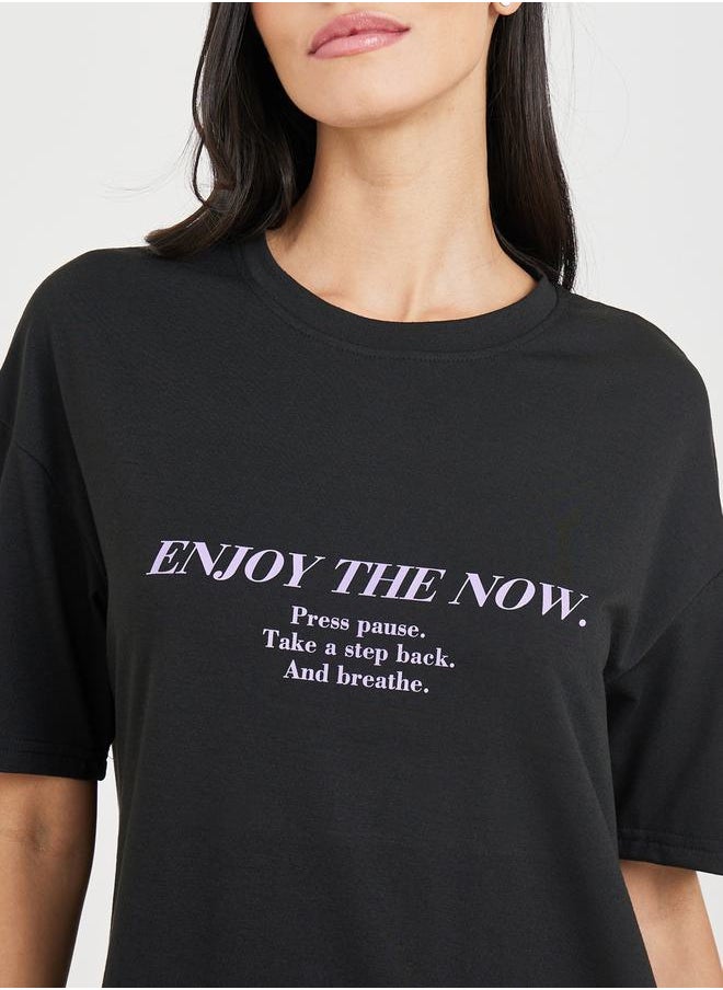 Styli - Slogan Print T-shirt and Short Set - Image 1