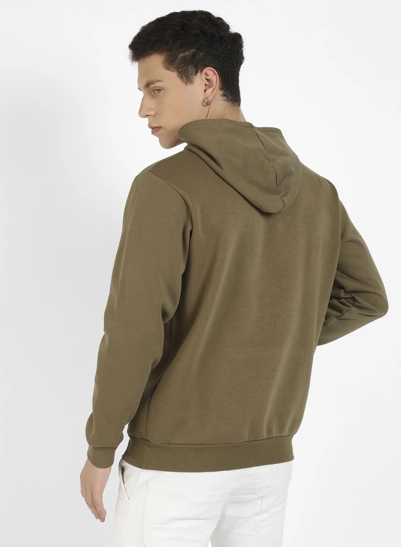 Campus Sutra Men's Olive Green Pullover Hoodie With Contrast Drawstring