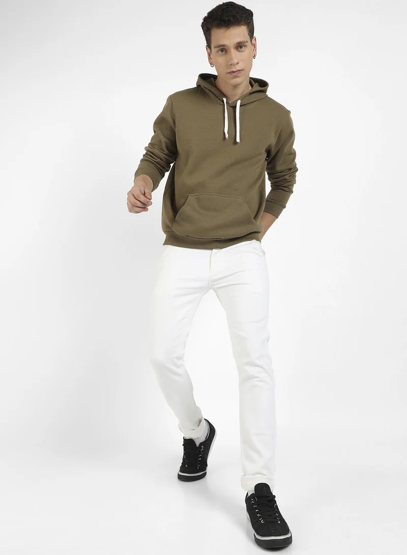 Campus Sutra Men's Olive Green Pullover Hoodie With Contrast Drawstring