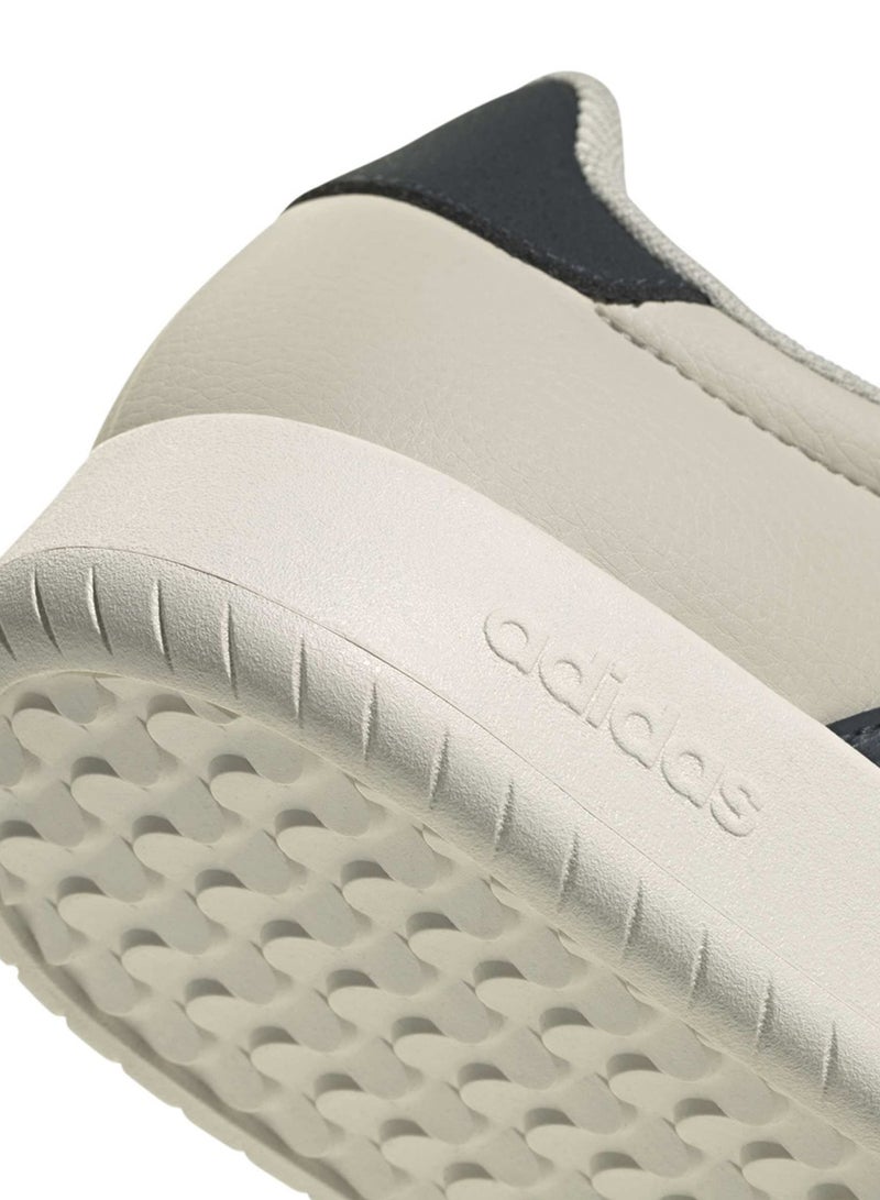 Adidas Barreda Shoes - Image 4