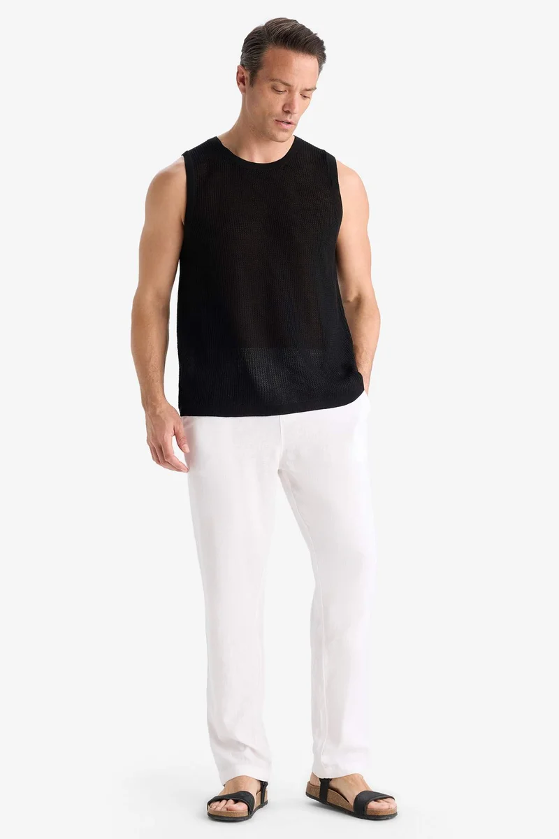ديفاكتو Standard Fit Knitwear Short Sleeve T-Shirt