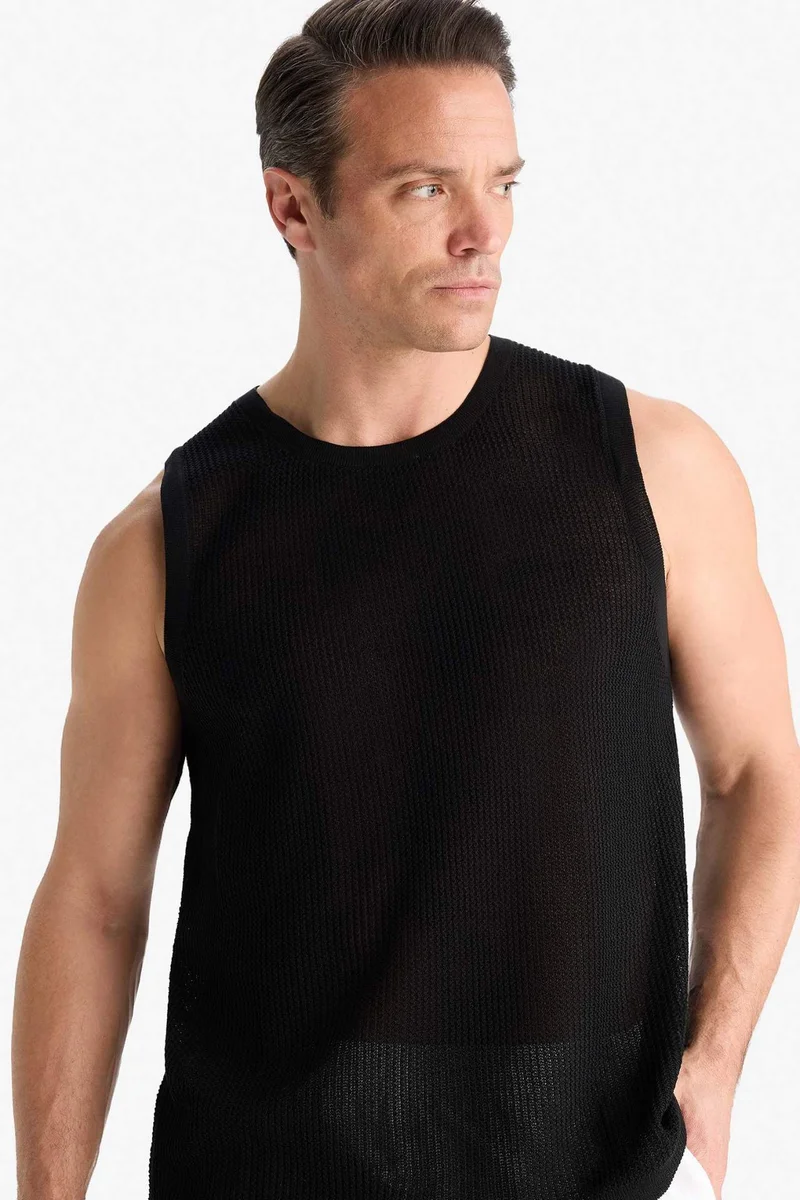 ديفاكتو Standard Fit Knitwear Short Sleeve T-Shirt