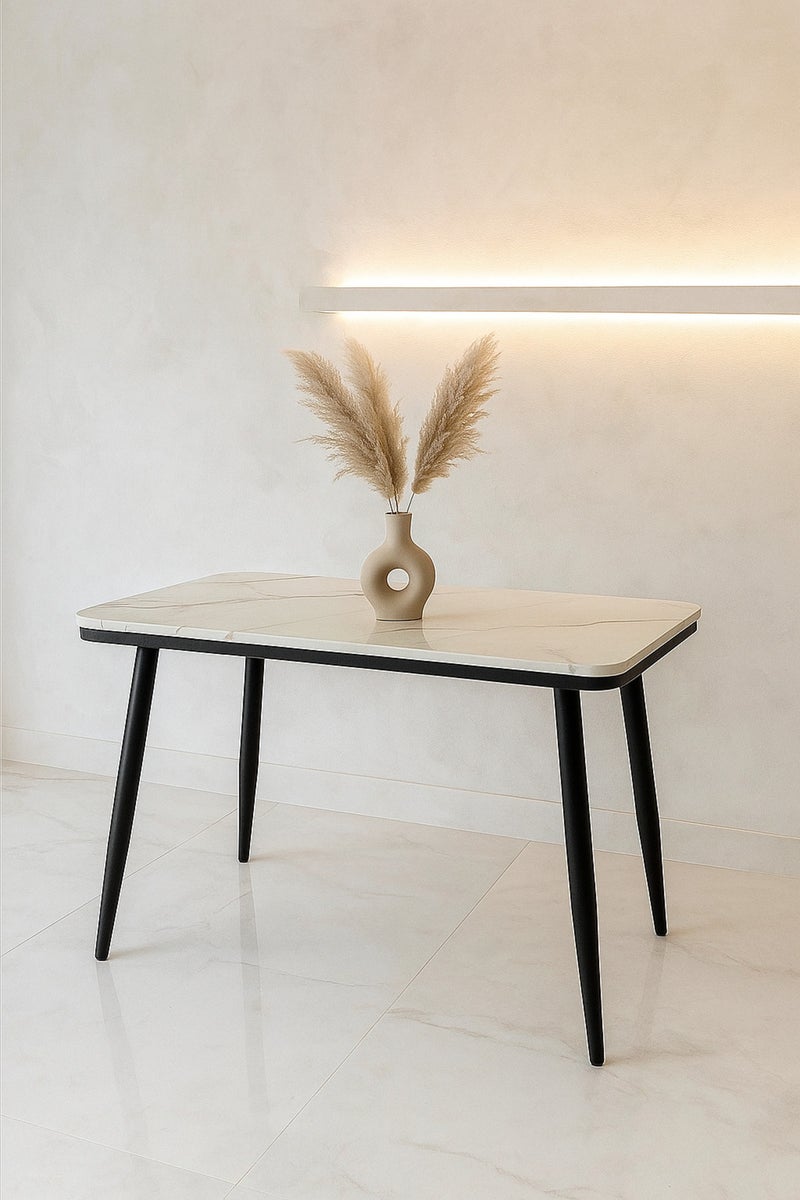 ماريا هومز طاولة طعام مستطيلة بطبقة علوية بتأثير الرخام الأبيض وأرجل سوداء – 120×70×76 سم - Image 4