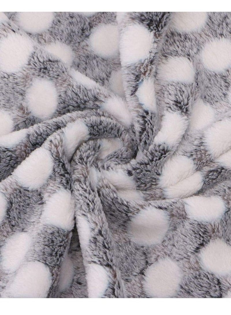 Pet Blanket, 4 Pieces Dog Blanket Warm Thickened Cat Blanket Pet Supplies Kennel Pad Cute Sleep Pad Polka Dot Design Sleep Pad for Small and Medium-sized Pets and Other Small Pets (4 Colors) - Image 3