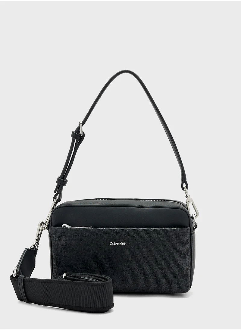 كالفن كلاين Must Convertible Crossbody