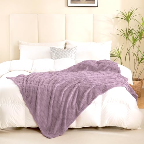 Linecooo Light Purple Fleece Throw Blanket 50”×60” for Couch Sofa Bed,Super Soft Cozy Plush Microfiber Flannel Blanket with 3D Checkered Design Lightweight for Adults,Woman,Girls - Image 4