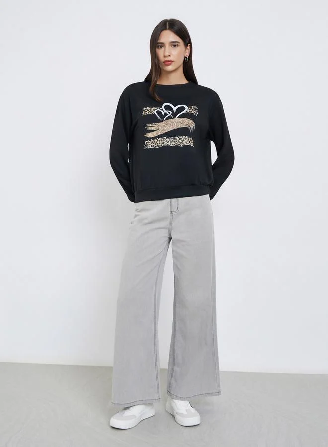 تايك تو تيشيرت بقصة عادية وأكمام طويلة