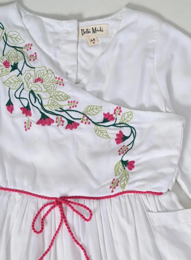 BELLA MODA Floral Embroidered Dress