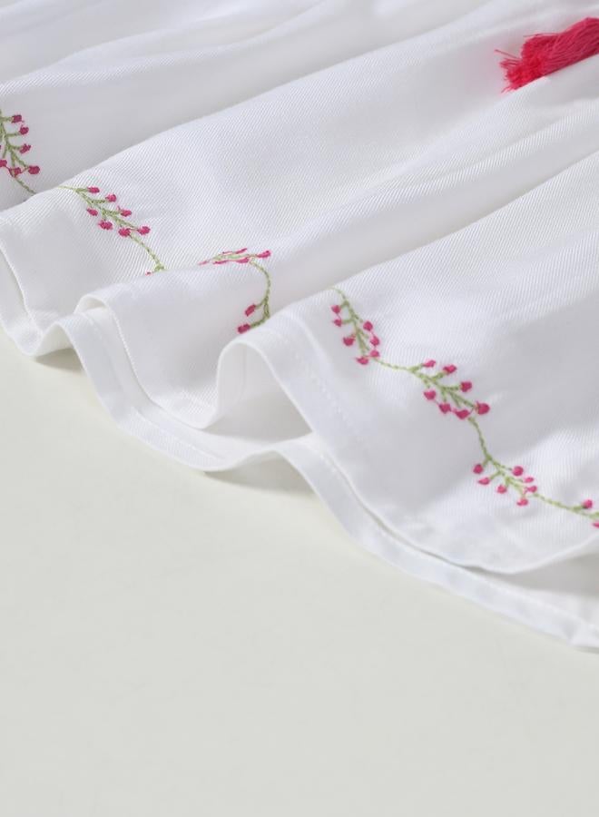 BELLA MODA Floral Embroidered Dress - Image 5