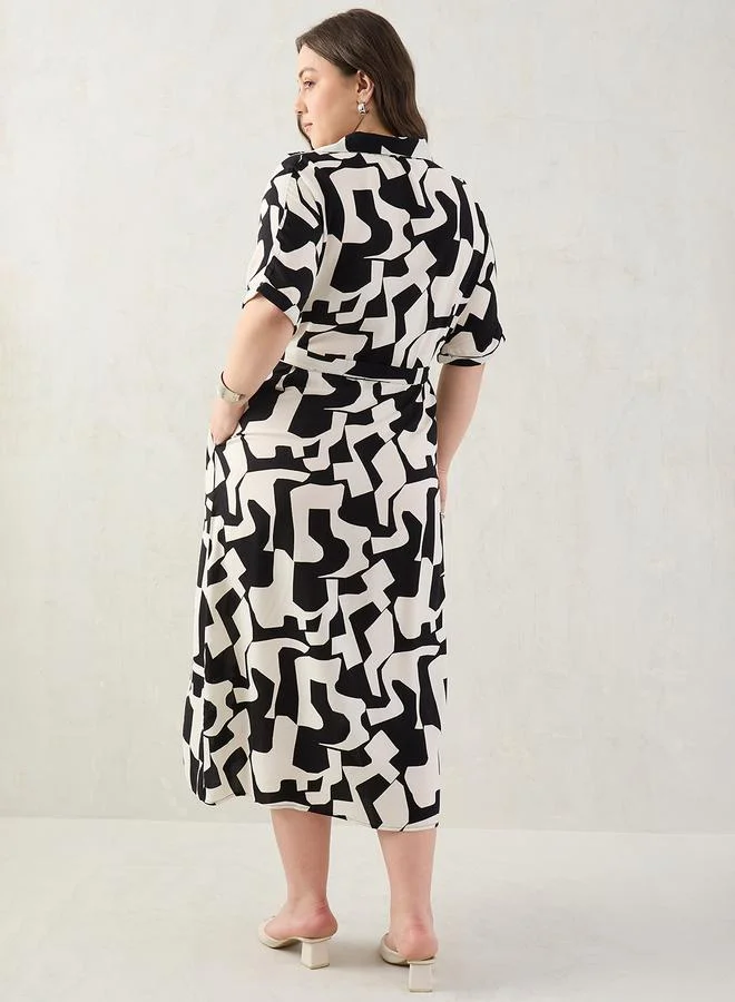 فيميلا Femmella Plus Shirt Midi Dress with Abstract Print