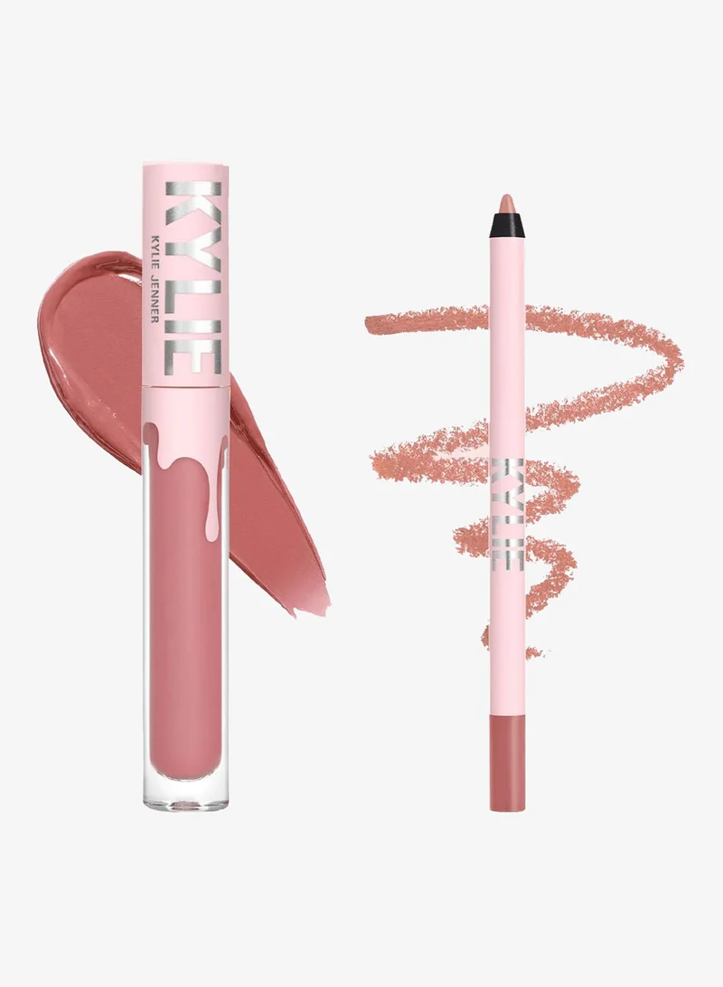 كايلي كوزماتيكس طقم شفاه مخملي 2 قطعة عادي 705 تشارم فيلفت