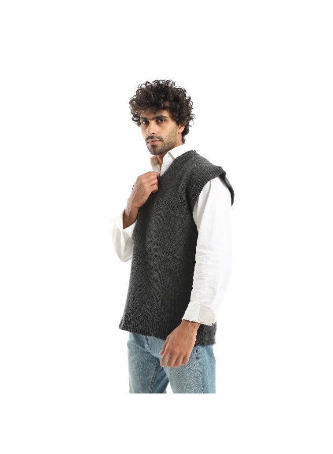 سيزار فيست صوف رجالي برقبة علي شكل سبعة وبدون أكمام - Image 2
