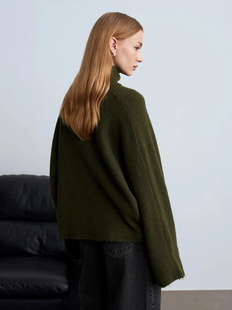 ديلفين Dilvin Oversized Ribbed Turtleneck Sweater