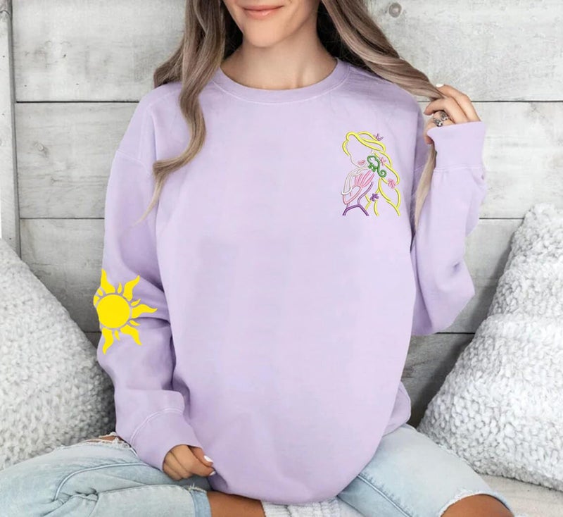 BEIDEFY Magical Sweatshirts for Women Embroidered Princess Long Sleeve Shirt Vacation Crew Neck Pullover Tops Purple - Image 4