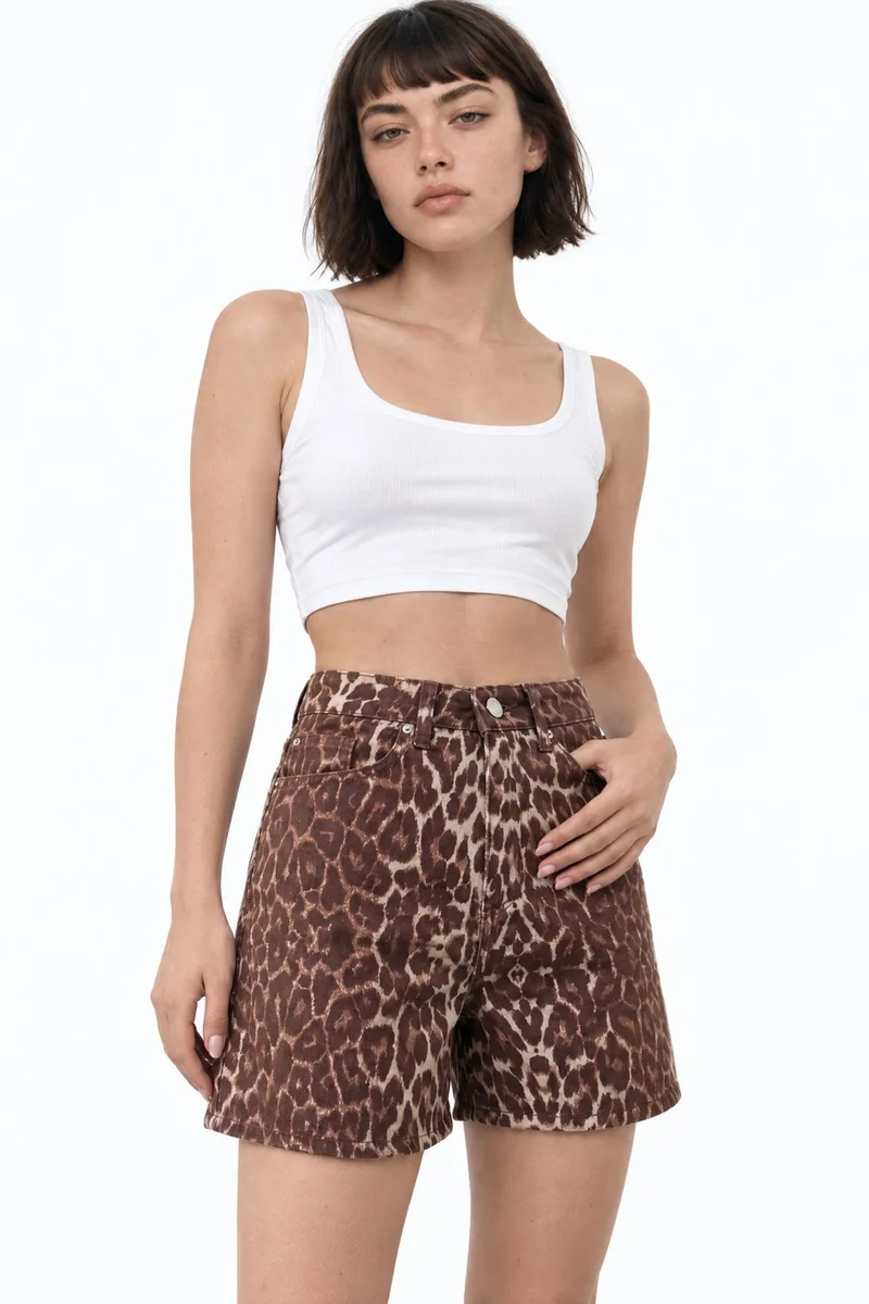 سكوالو SQUALO High-Waist Leopard Denim Shorts