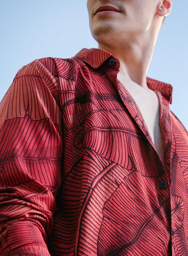 Campus Sutra Campus Sutra Men's Burnt Sienna Foliage-Outline Shirt For Casual Wear | Spread Collar | Long Cuffed Sleeves | Button Closure | Shirt Crafted With Comfort Fit For Everyday Wear