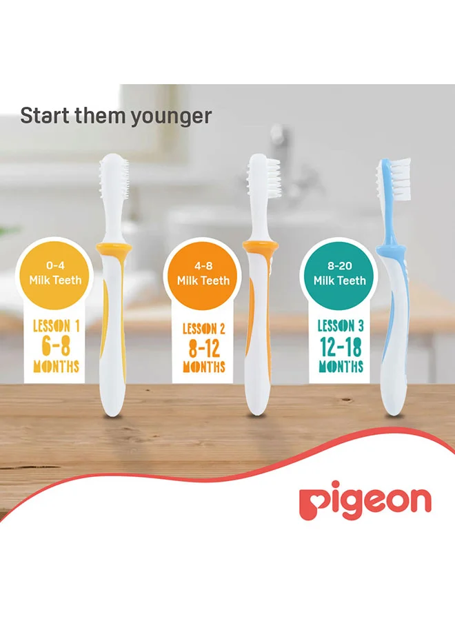 pigeon Baby Training Toothbrush Set