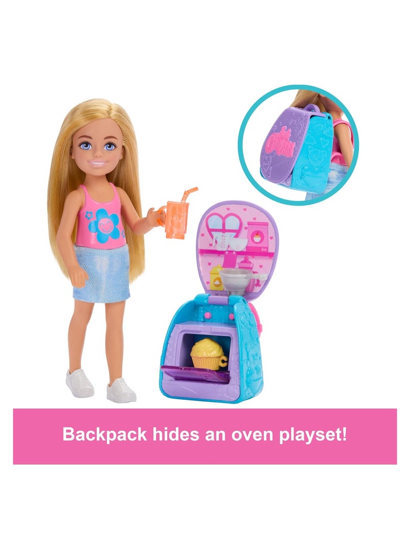 Barbie Barbie Family And Friends Cupcake Baking Backpack Blonde Chelsea Doll, Wearable Backpack With Baking Play Pieces  - Image 3