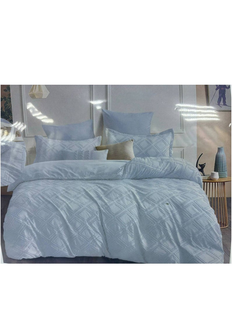 Generic King Size Duvet Set, 6 Piece, Embroidered Design, Duvet 220x240 cm, Fitted Sheet 200x200 cm, Pillow Covers 50x75 cm 