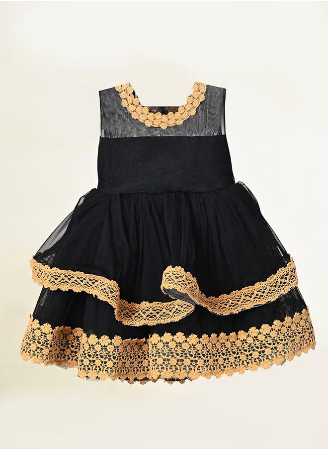 Embroidered Layered Mesh Insert Dress - pzsku/ZC10B19DC603815B27E56Z/45/1741119806/56f6eb1e-809a-46cf-9031-12005e852c94