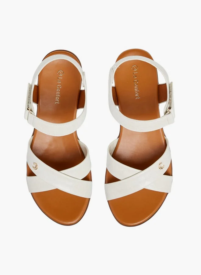 لو كونفورت صنادل بحزام متقاطع صلب بإغلاق بخطاف وحلقة