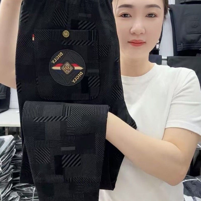 Unisex Classic Denim Jeans Loose Fit Daily Outdoor Wear - Image 1