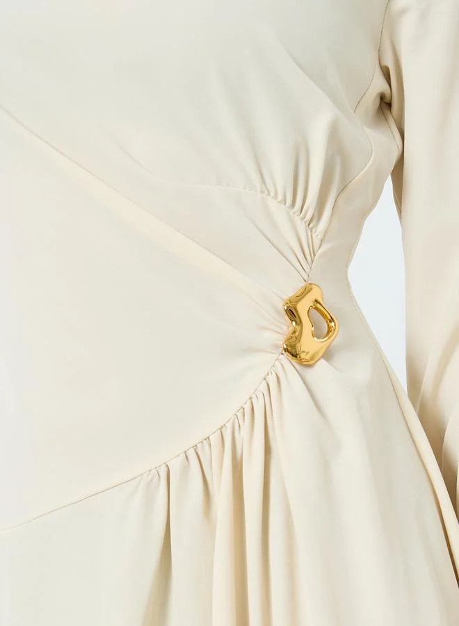 Styli Metal Pin Accent Boat Neck Maxi Dress