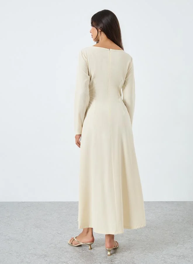 Styli Metal Pin Accent Boat Neck Maxi Dress