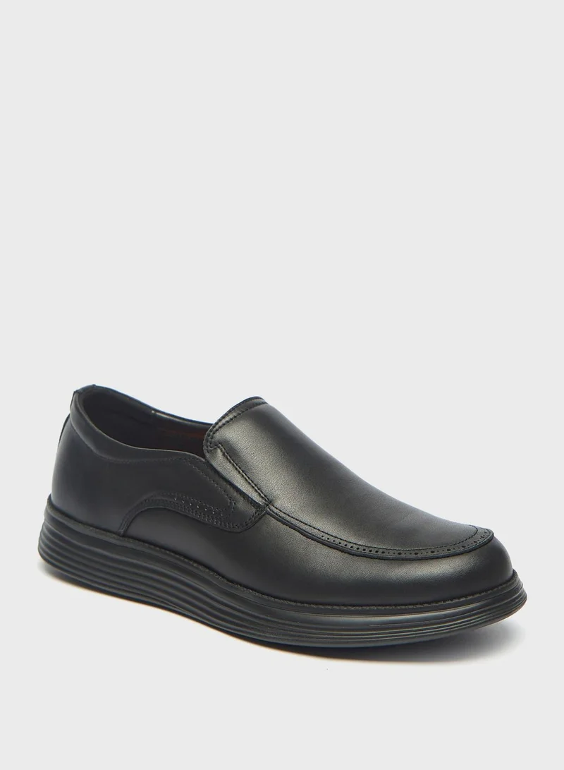 Le Confort Casual Slip Ons Loafers