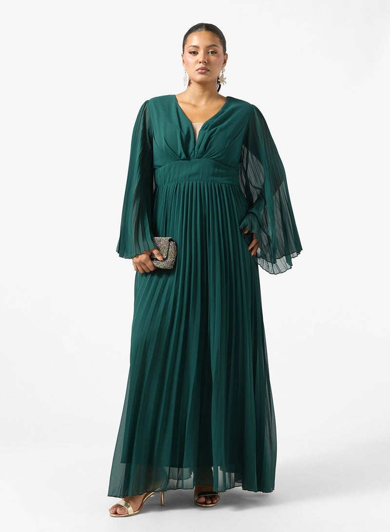 خزانة فستان مقاس كبير بأكمام الجرس وطيات - Image 4