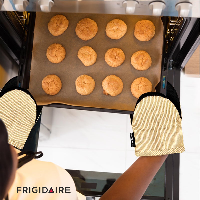 Frigidaire Layla 2-Pack Cotton and Neoprene Mini Oven Mitts, Heat Resistant, Anti-Slip, Machine Washable, 5.25" x 8", Beige, Set of 2 - Image 5