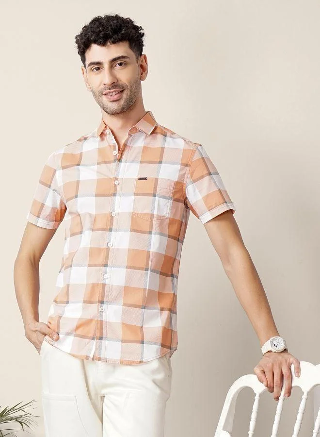 Men Regular Fit Checkered Half Sleeves Cutaway Collar Casual Shirt
