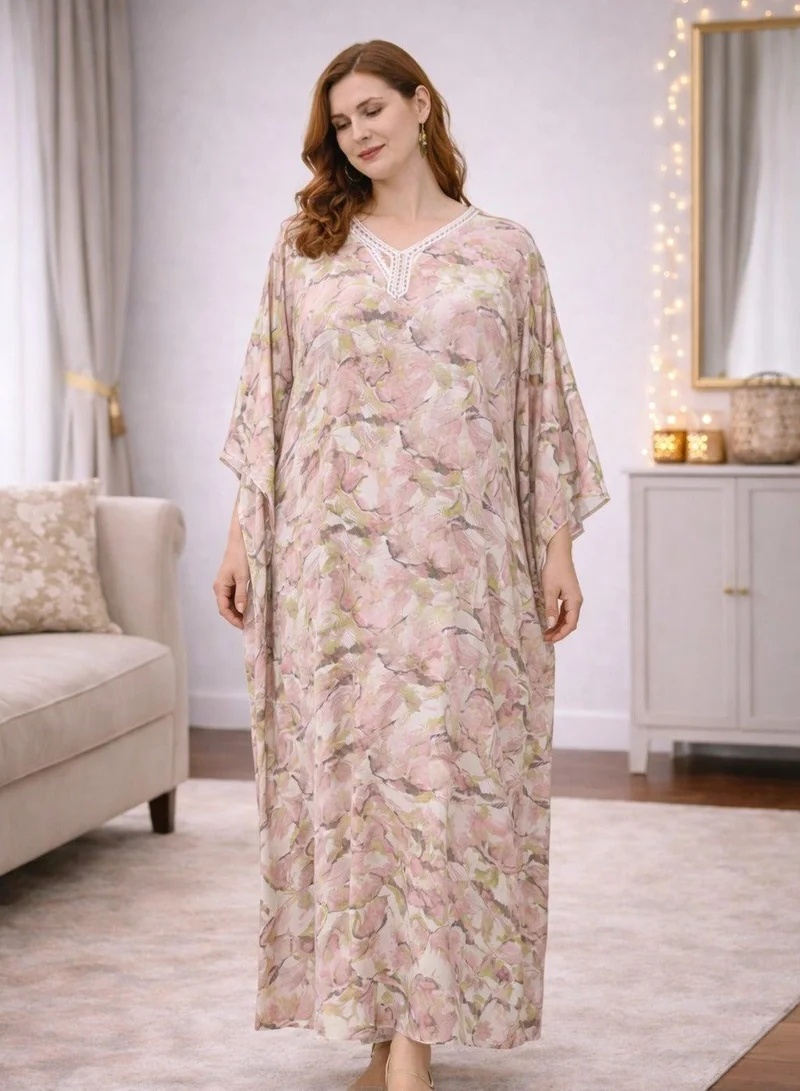 أرتيميا Elegant Floral Printed Kaftan with Embroidered Neckline