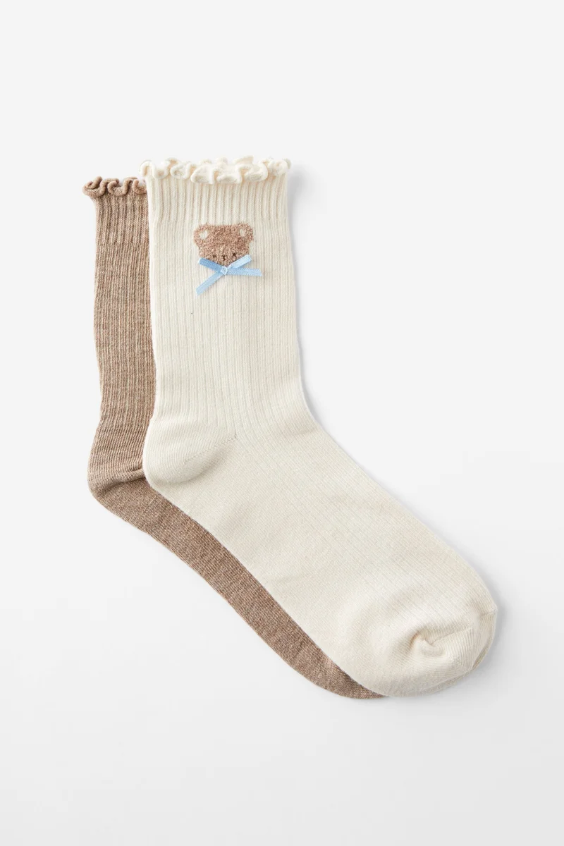 روبي الزوج المثالي بكشكش مضلع