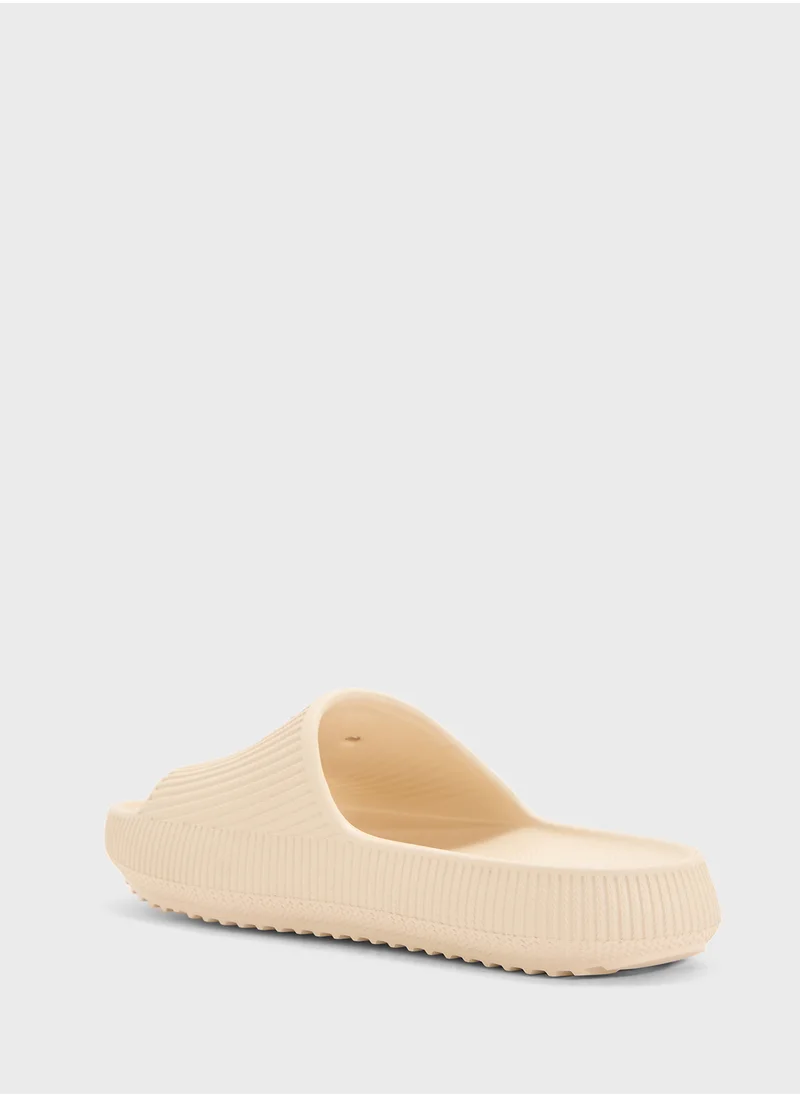 GUESS Molded Single Strap Slydes
