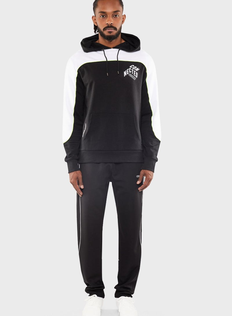 بلو إيج هودي بنمط كتل الالوان - Image 1