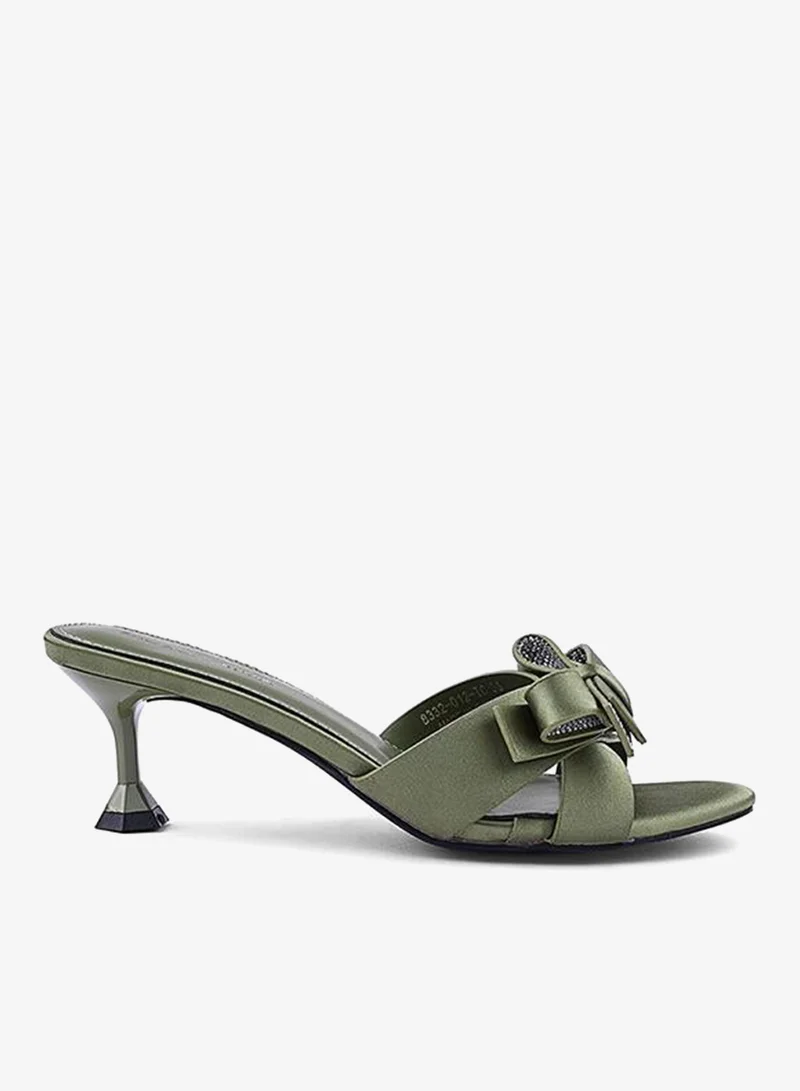 أيقون صندل نسائي بكعب شبكي