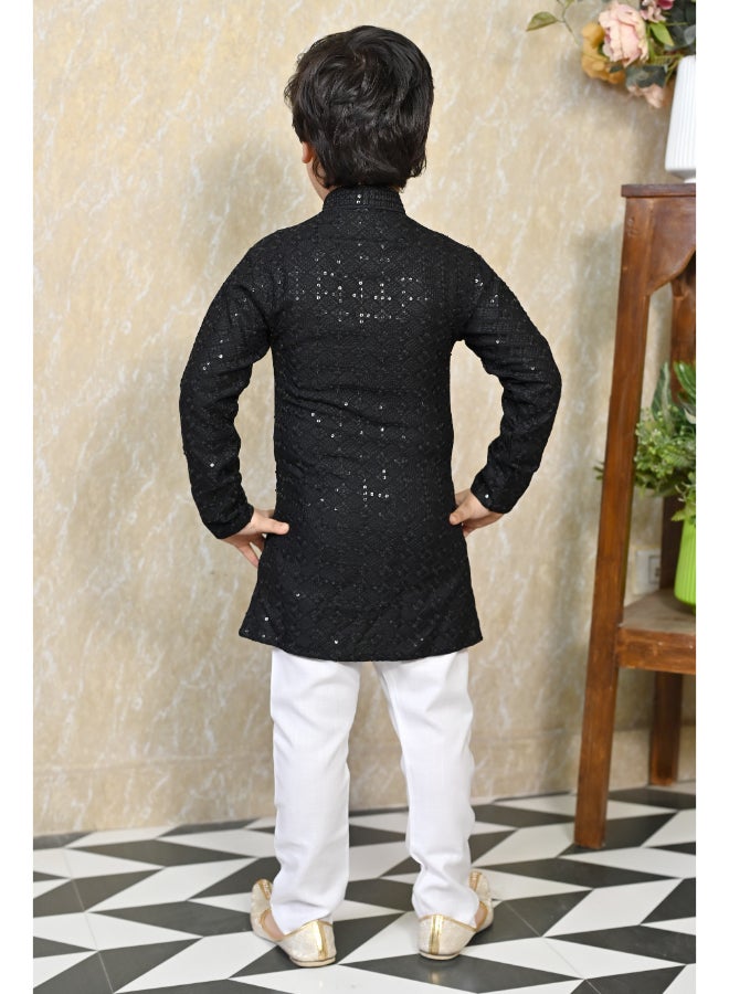 BT DEZINES طقم كورتا بيجاما تشيكانكاري أسود للأولاد - Image 2