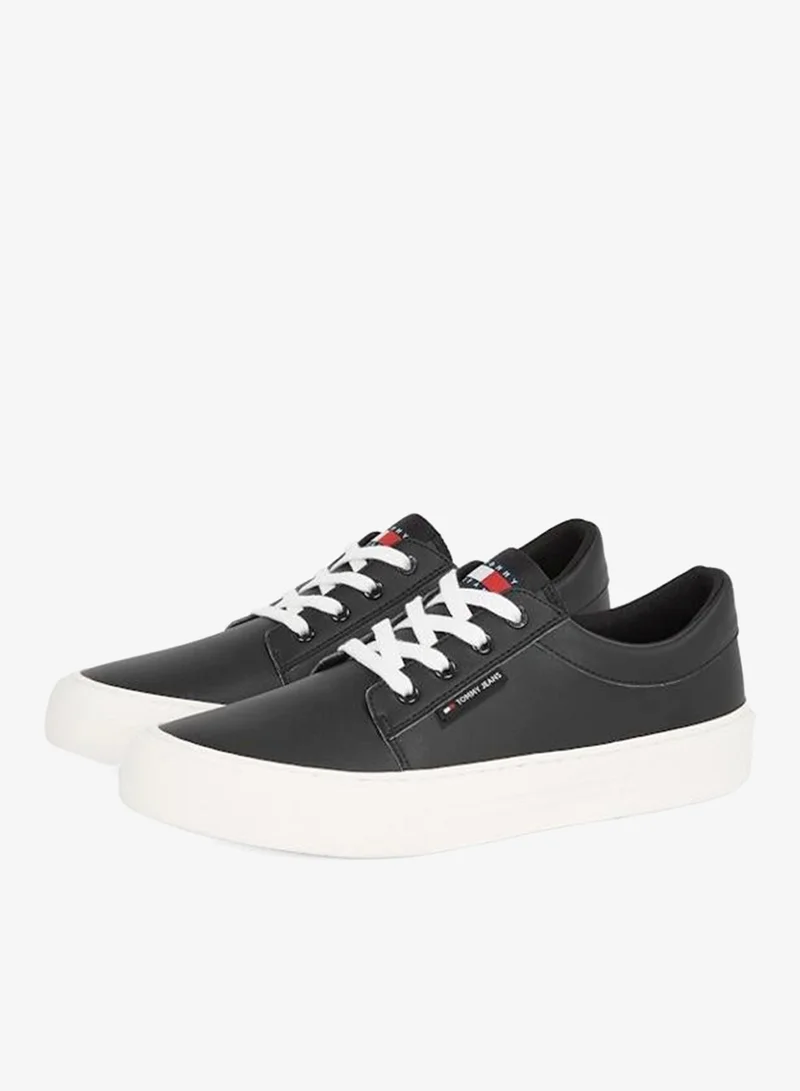 TOMMY JEANS VULCANISED SKATE DERBY TRAINERS