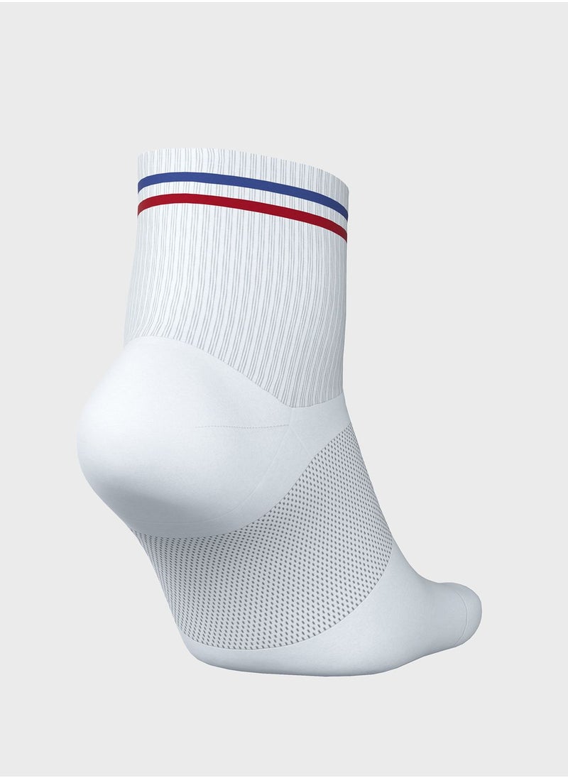 Nike - 3 Pack Nsw Everyday Essential Ankle Socks - Image 1