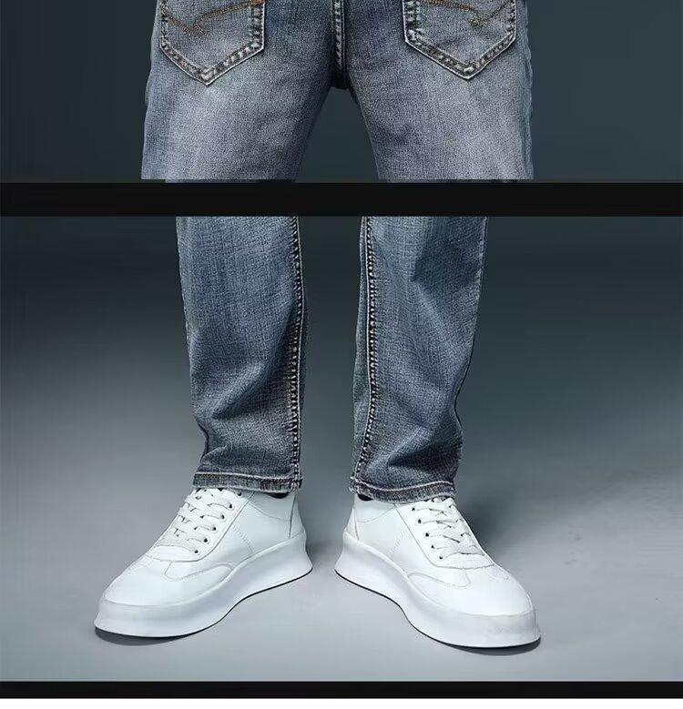 Unisex Classic Denim Jeans Loose Fit Daily Outdoor Wear - Image 4