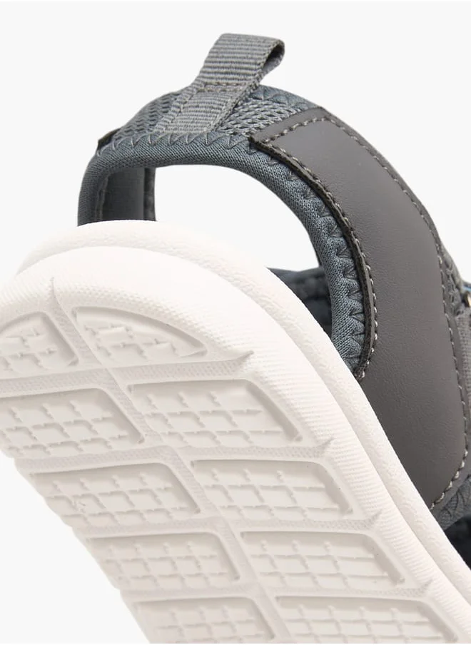 JUNIORS Boys Textured Floaters With Hook And Loop Closure