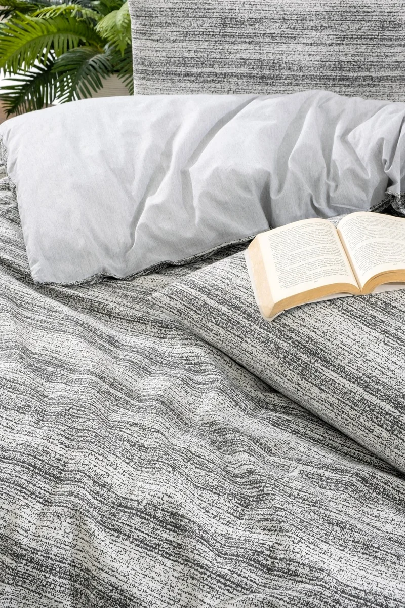 فاليزيوم Gray Sea Double Patterned Duvet Cover Set with Elastic Sheets and 2 Pillowcases