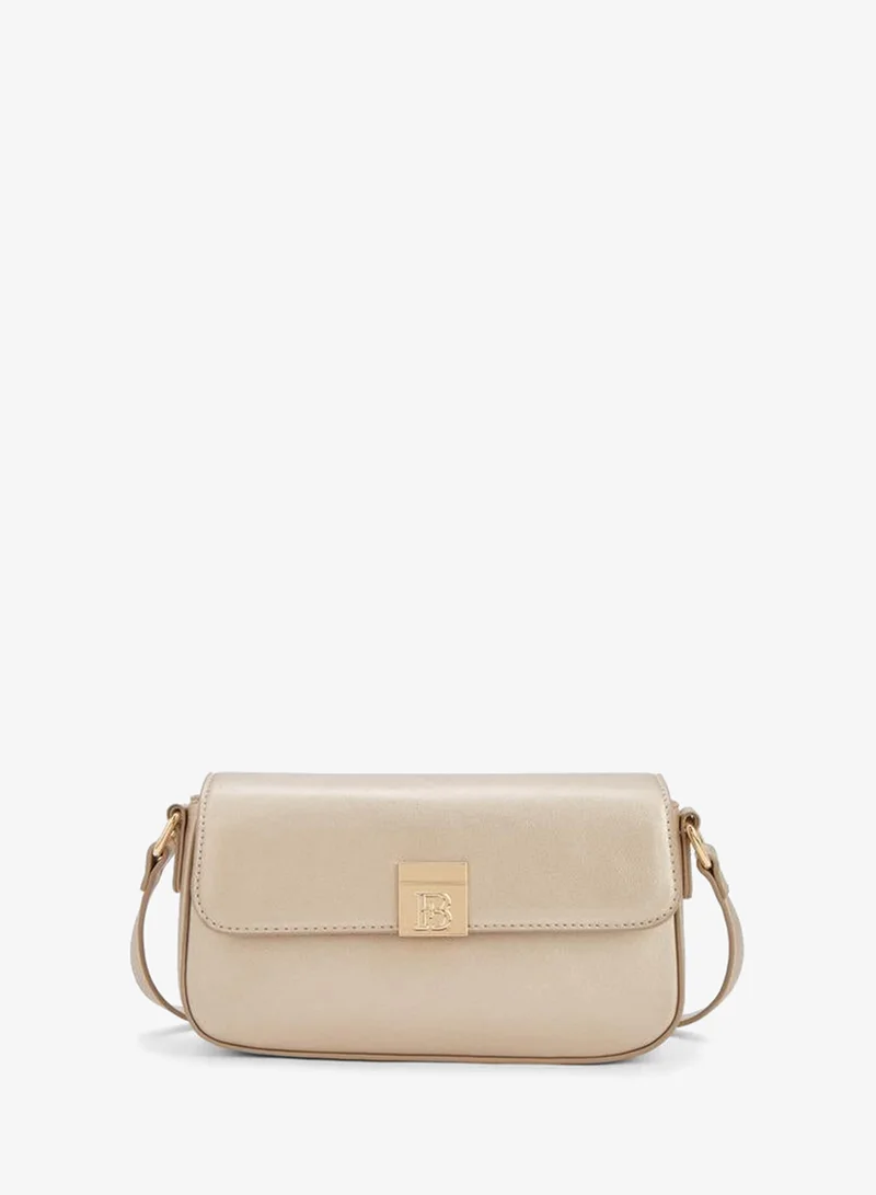 Solid Crossbody Bag With Magnetic Clasp Closure